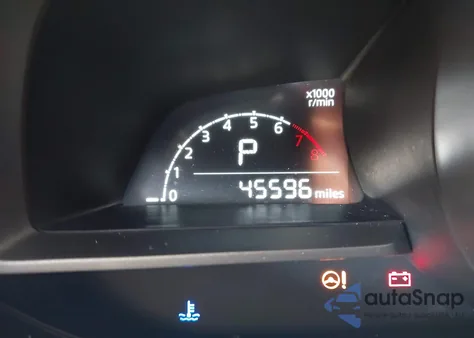 2019 Toyota Yaris Le z USA, uszkodzony, nr VIN 3MYDLBYVXKY524593